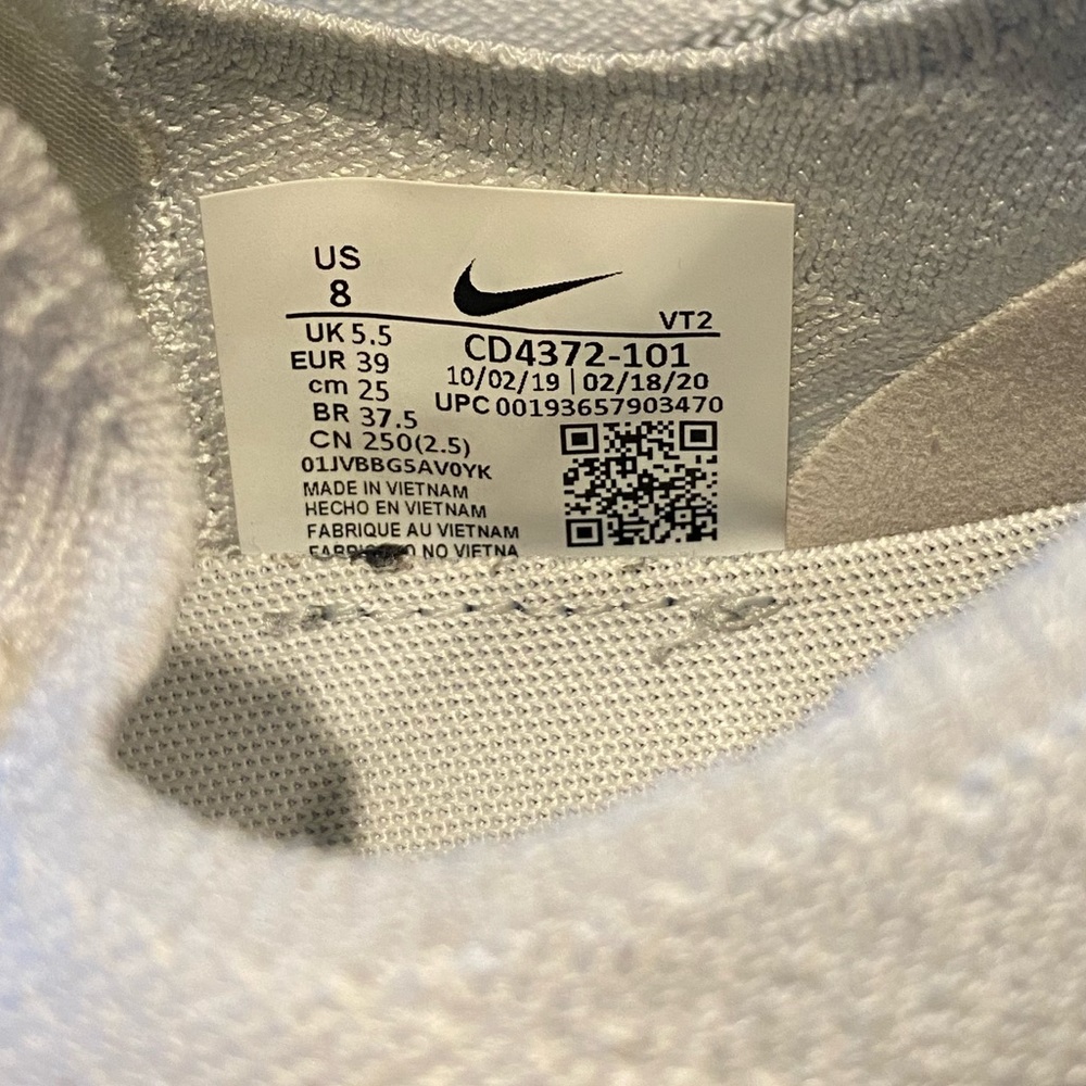 Nike React Size 8 - image 4